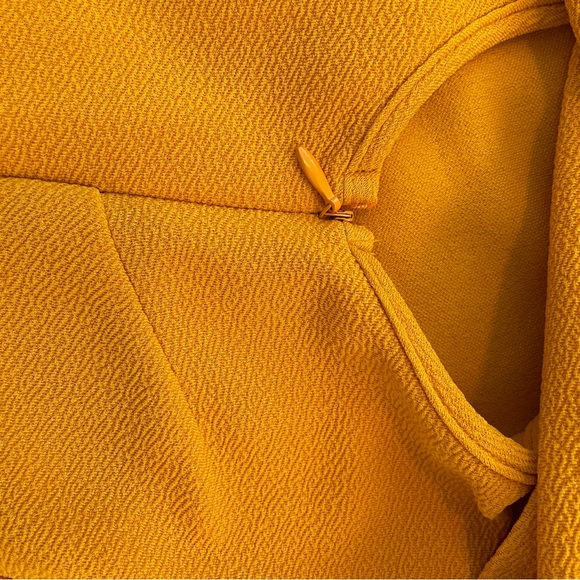 MINKPINK Mustard Yellow Ruffle One Shoulder Mini Dress - Medium - Picture 6 of 9